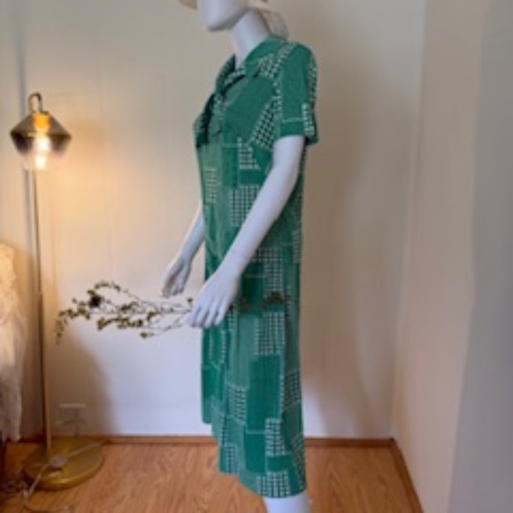 Vintage Arnel Green Geo Print, Two-Piece, Zip Top, Elastic Skirt, Women-made - Picture 2 of 10